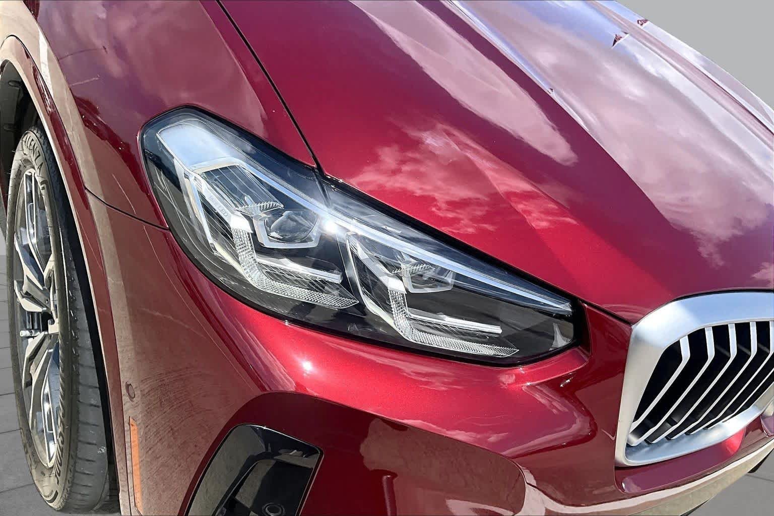 Used 2023 Aventurin Red Metallic BMW sDrive30i image 27
