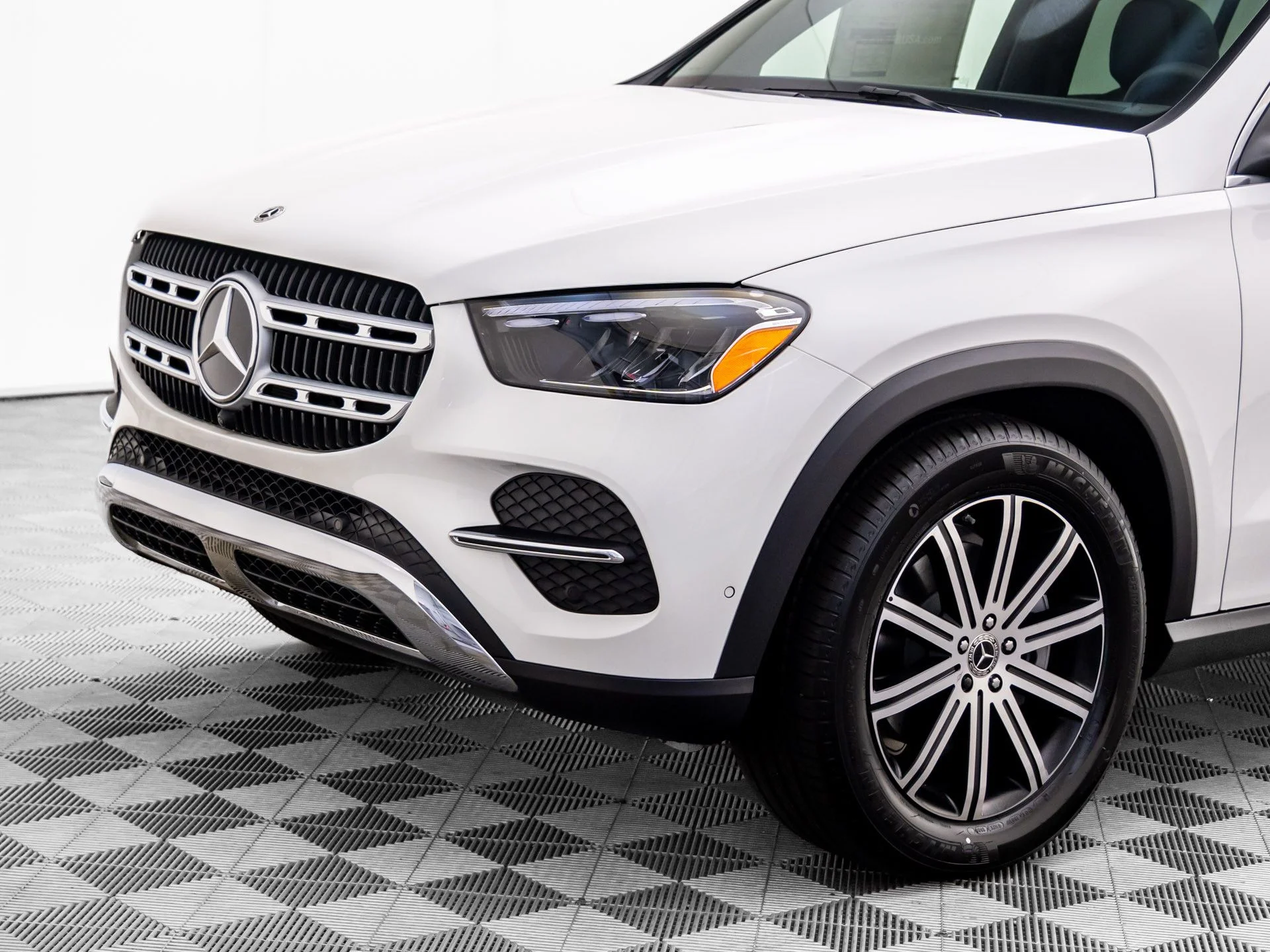 New 2026 White Mercedes-Benz GLE 350 image 36