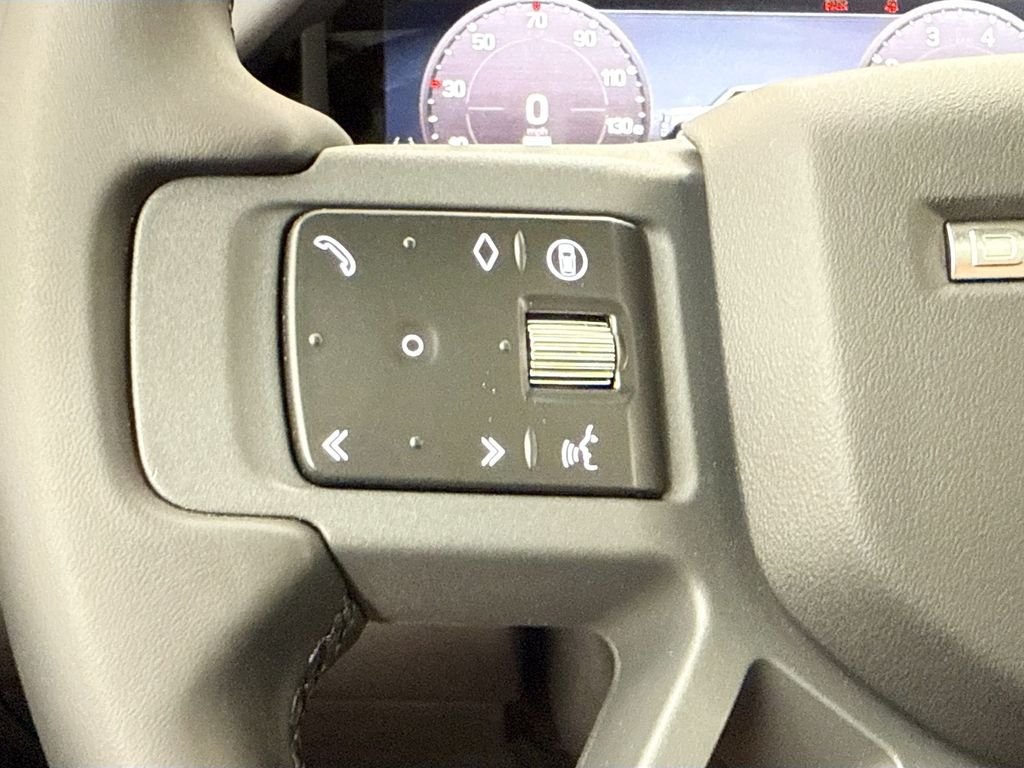 New 2026 Borasco Grey Land Rover X-Dynamic SE image 12