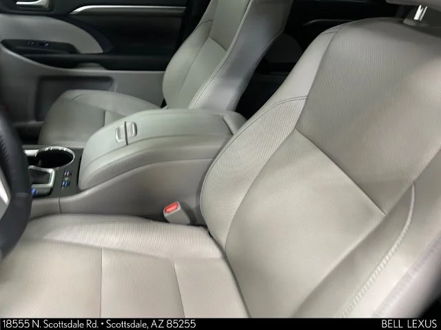 Used 2019 White Toyota Limited image 16