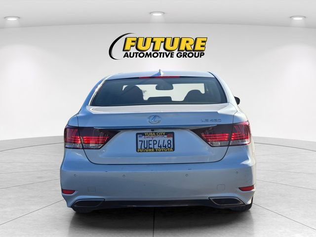 Used 2016 White Lexus 460 image 5