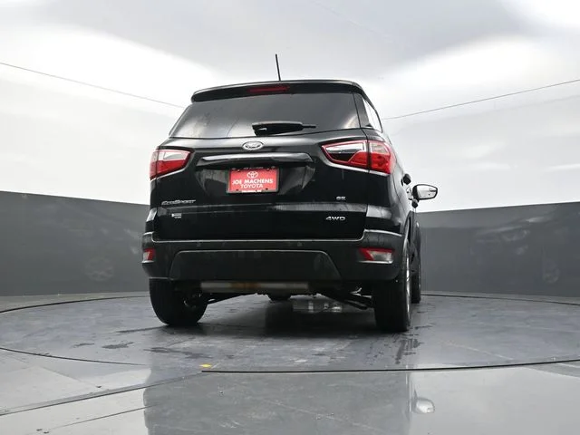 Used 2020 Black Ford SE image 36