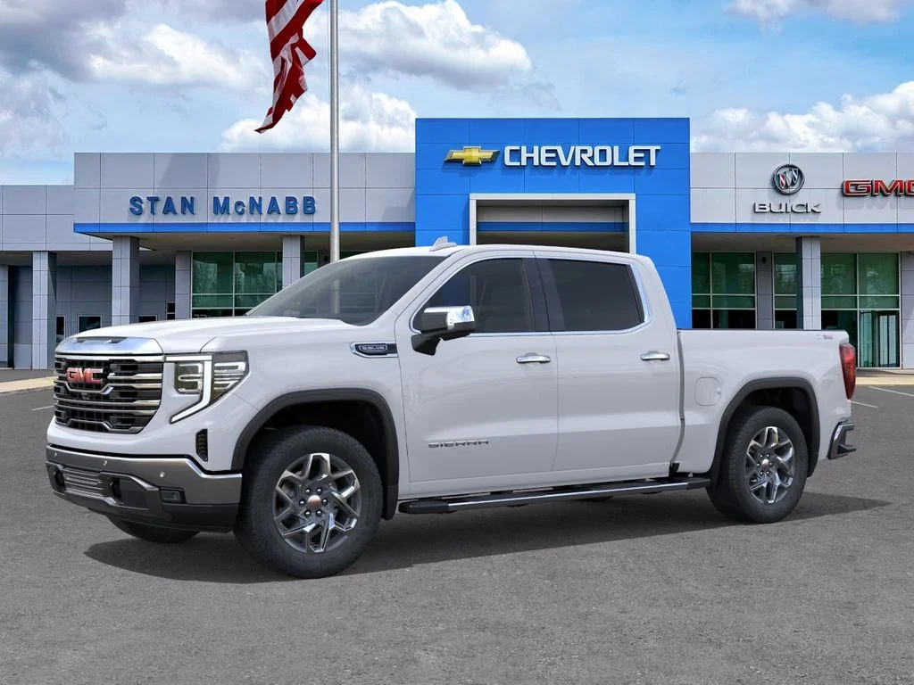 New 2026 Glacier White Tricoat GMC SLT image 2