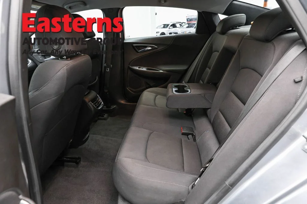 Used 2023 Gray Chevrolet LT image 21