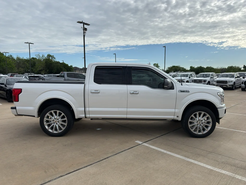 Used 2019 White Platinum Metallic Tri-Coat Ford Limited image 5