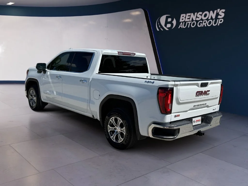 Used 2025 White GMC SLT image 3