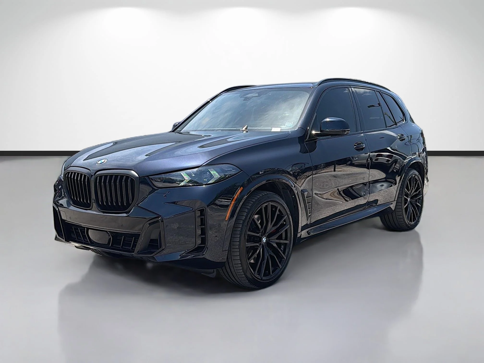 Certified Used 2025 Carbon Black Metallic BMW xDrive40i image 7
