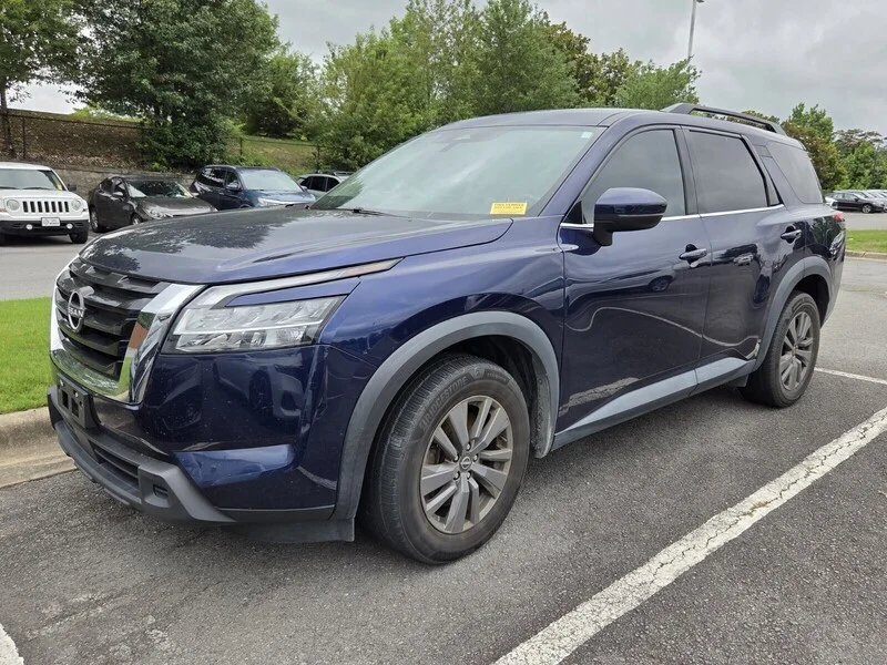 Used 2022 Deep Ocean Blue NISSAN SV image 1