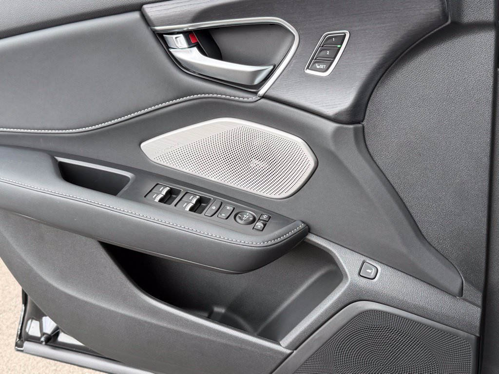 New 2026 Majestic Black Pearl Acura Advance Package image 27