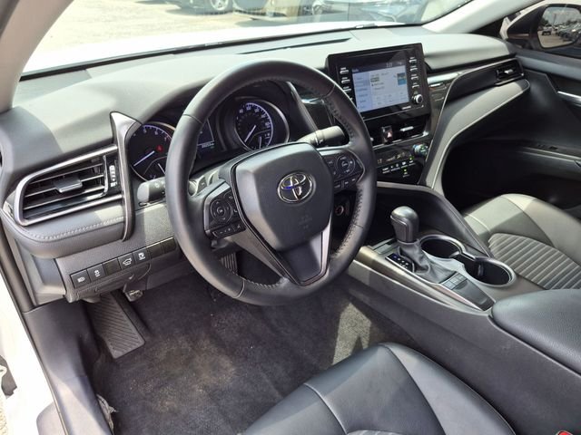 Used 2024 White Toyota SE image 32