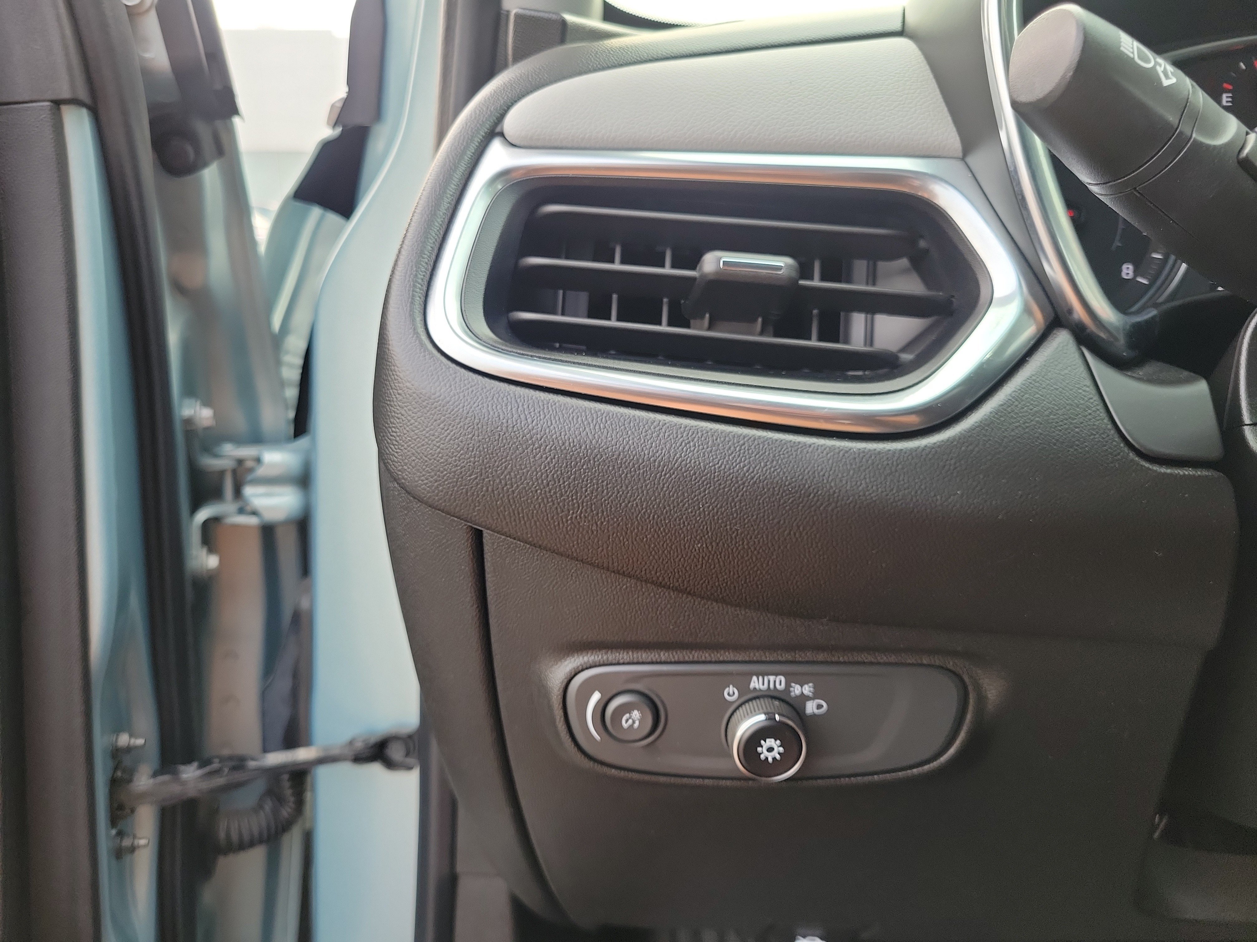 Used 2022 Seaglass Blue Metallic Chevrolet LT image 20