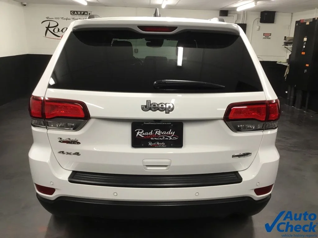 Used 2020 White Jeep Altitude image 9