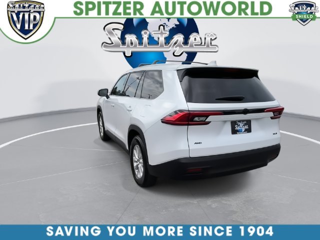 Used 2024 Beige Toyota XLE image 12