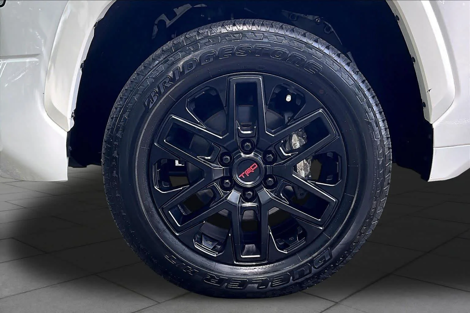 Used 2024 Ice Cap Toyota SR5 image 10