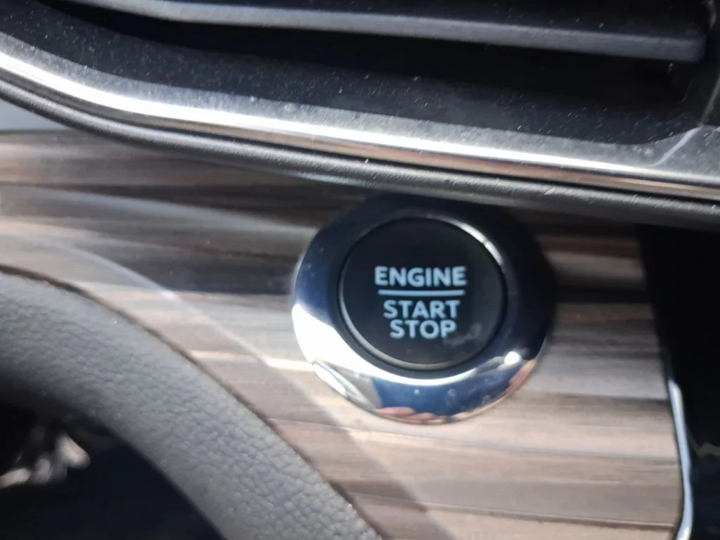 Used 2023 Red Ford Limited image 19