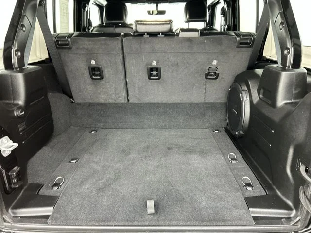 Used 2021 Black Jeep Unlimited Sahara 4xe image 7