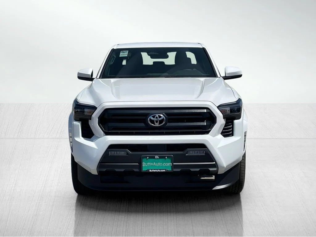 New 2026 Ice Cap Toyota SR5 image 8