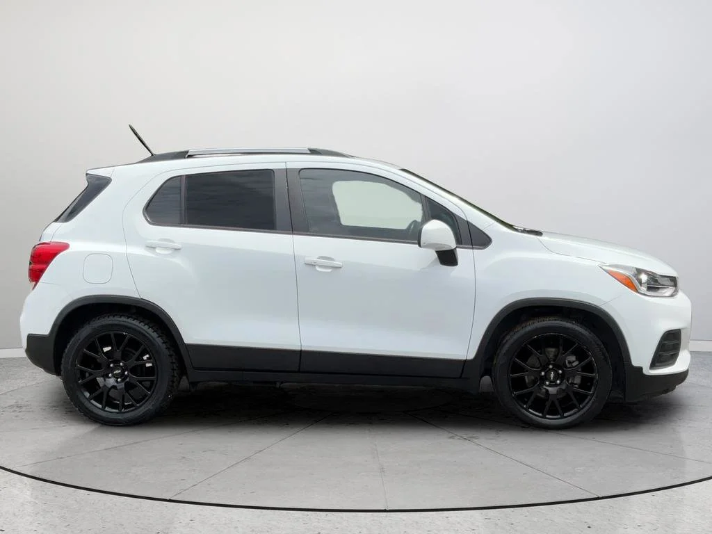 2022 Chevrolet Trax LT - Photo 6