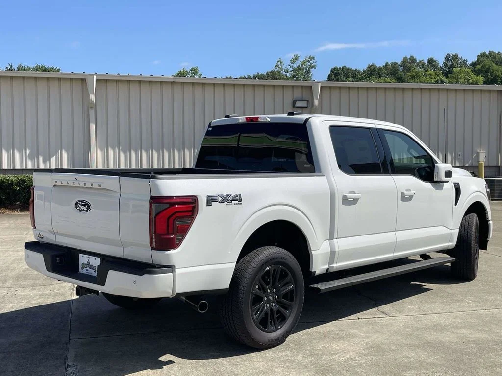 New 2025 Star White Metallic Tri-Coat Ford Platinum® image 3