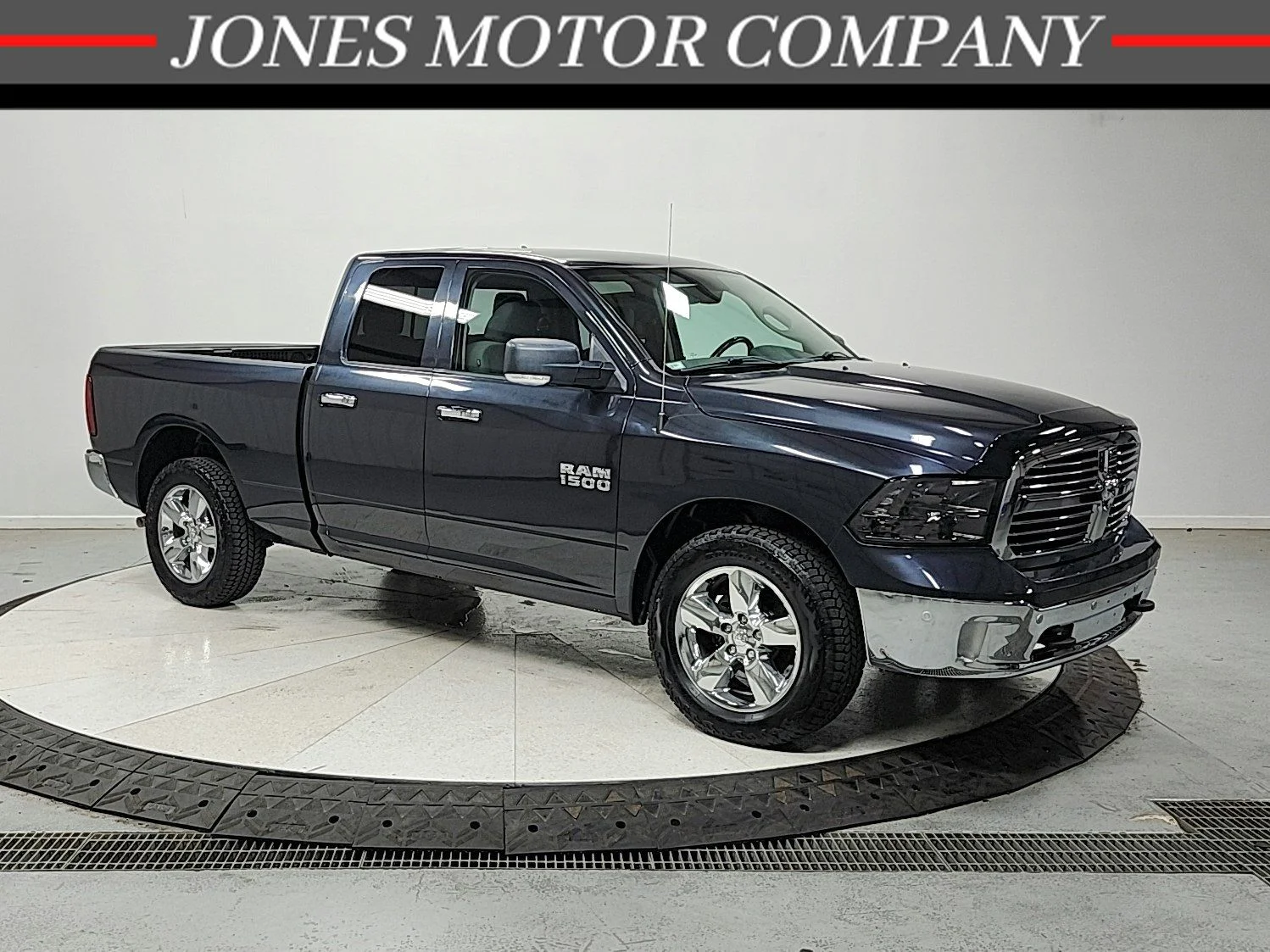 2018 RAM 1500 Big Horn 4x4 Quad Cab 6'4's photo