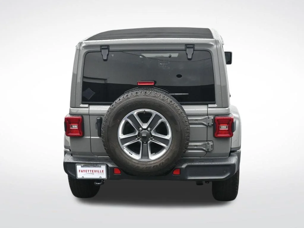 Used 2022 Gray Jeep Unlimited Sahara image 27