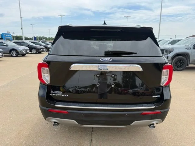 Used 2020 Black Ford Limited image 4
