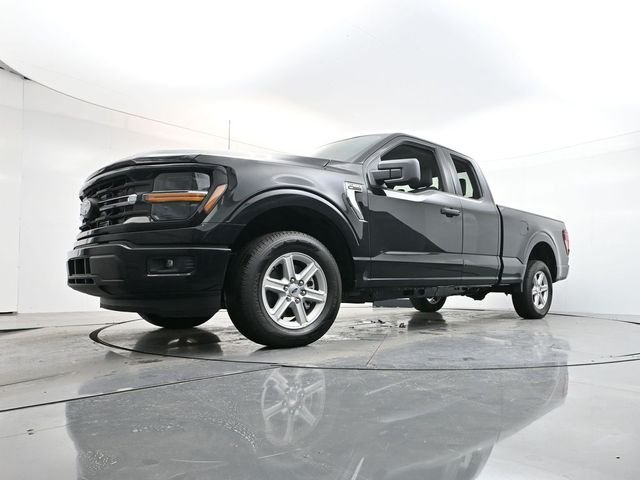 New 2026 Black Ford XLT image 28