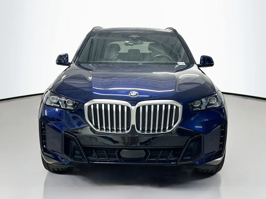 Used 2024 Blue BMW xDrive40i image 6