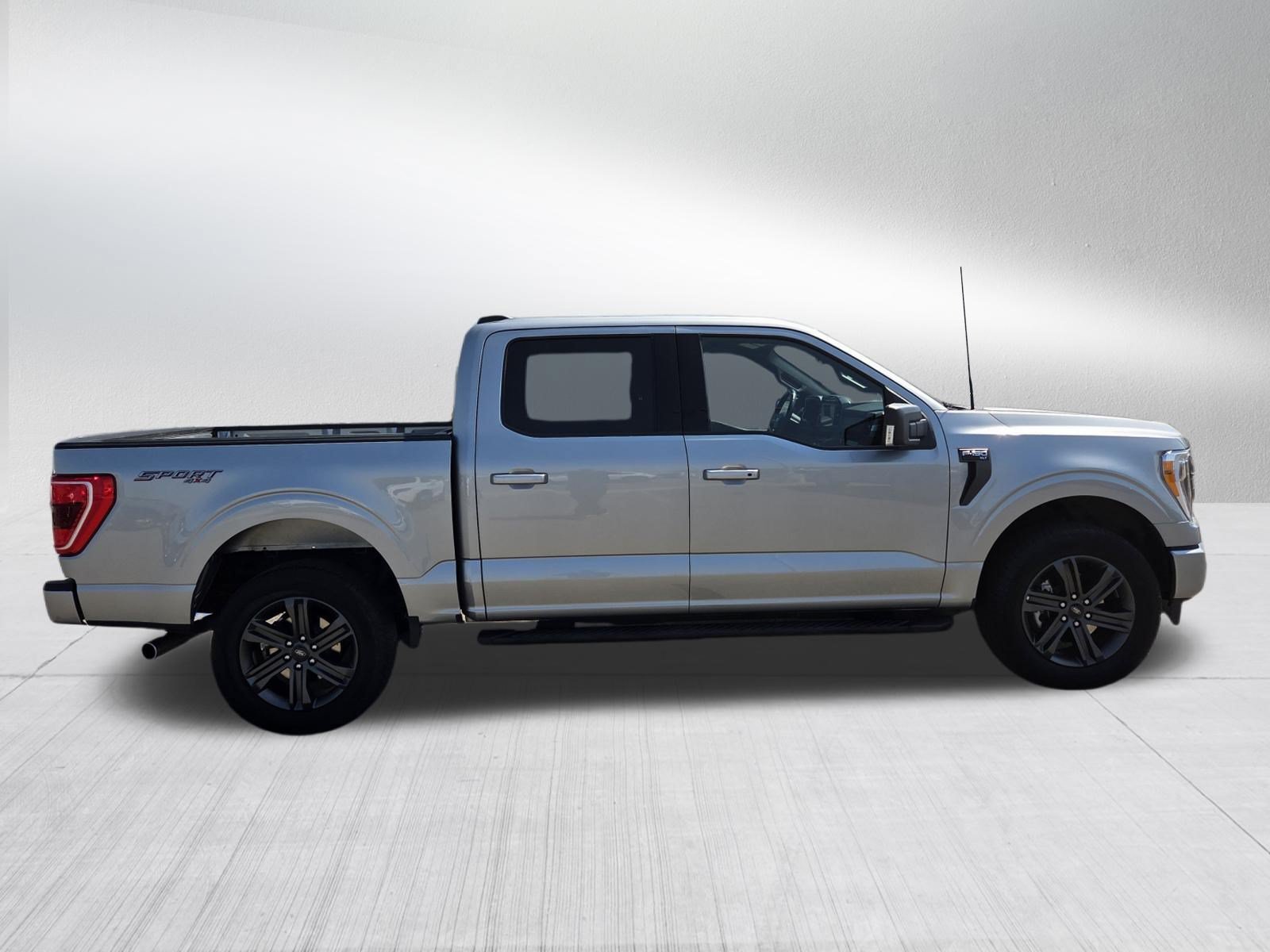 Certified Used 2023 Iconic Silver Metallic Ford XLT image 8