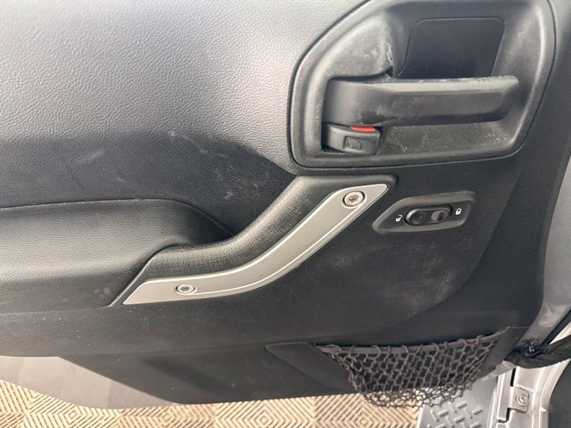 Used 2016 Silver Jeep Unlimited Sahara image 24