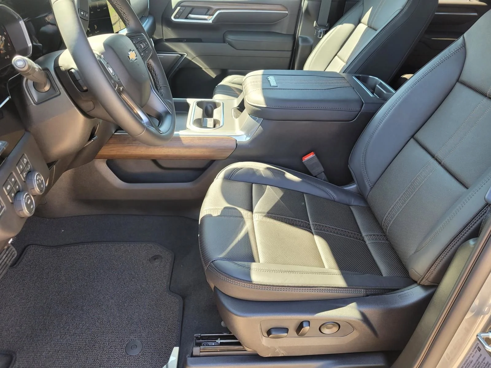 2026 Chevrolet Silverado 2500 HD High Country - Photo 15