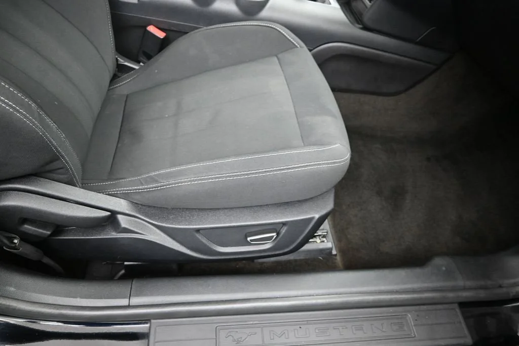 Used 2018 Shadow Black Ford GT image 11