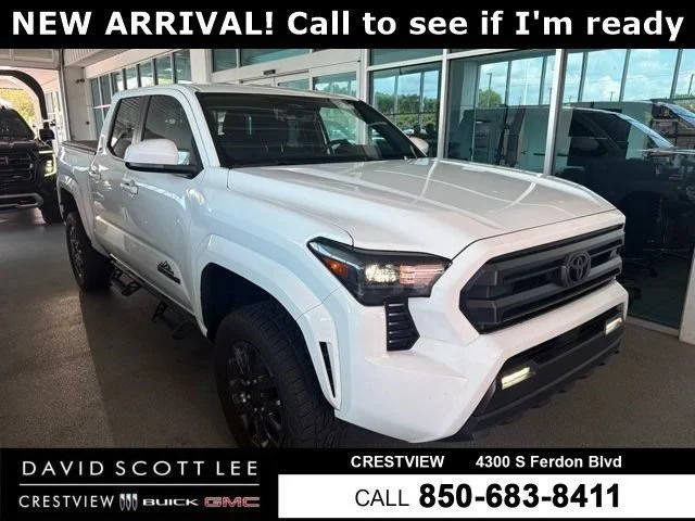 Used 2025 Ice Cap Toyota SR5 image 1
