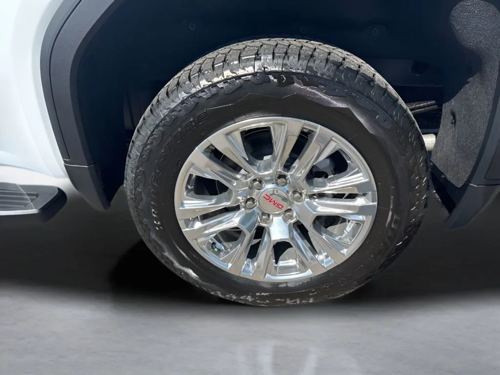 New 2026 Glacier White Tricoat GMC Denali image 38
