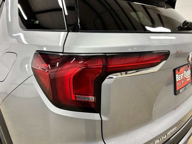 Used 2026 Silver GMC Elevation image 7