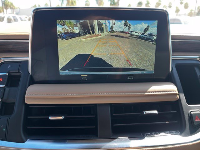 Used 2023 IRIDESCENT PEARL TRICOAT Chevrolet Premier image 9