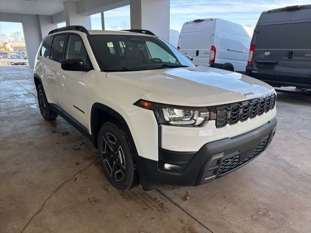 New 2026 Bright White Clear-Coat Exterior Paint Jeep Laredo image 9