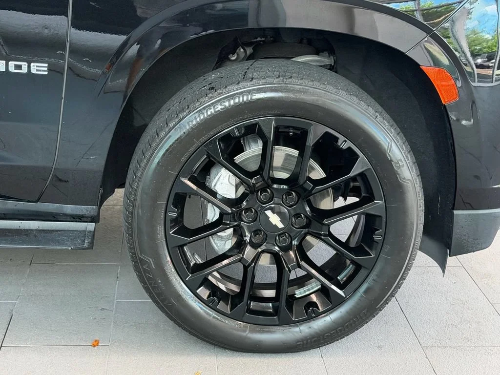 Certified Used 2023 BLACK Chevrolet Premier image 9