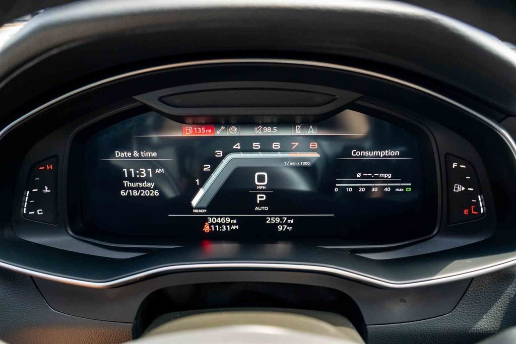 Used 2024  Audi 55 Premium Plus image 17