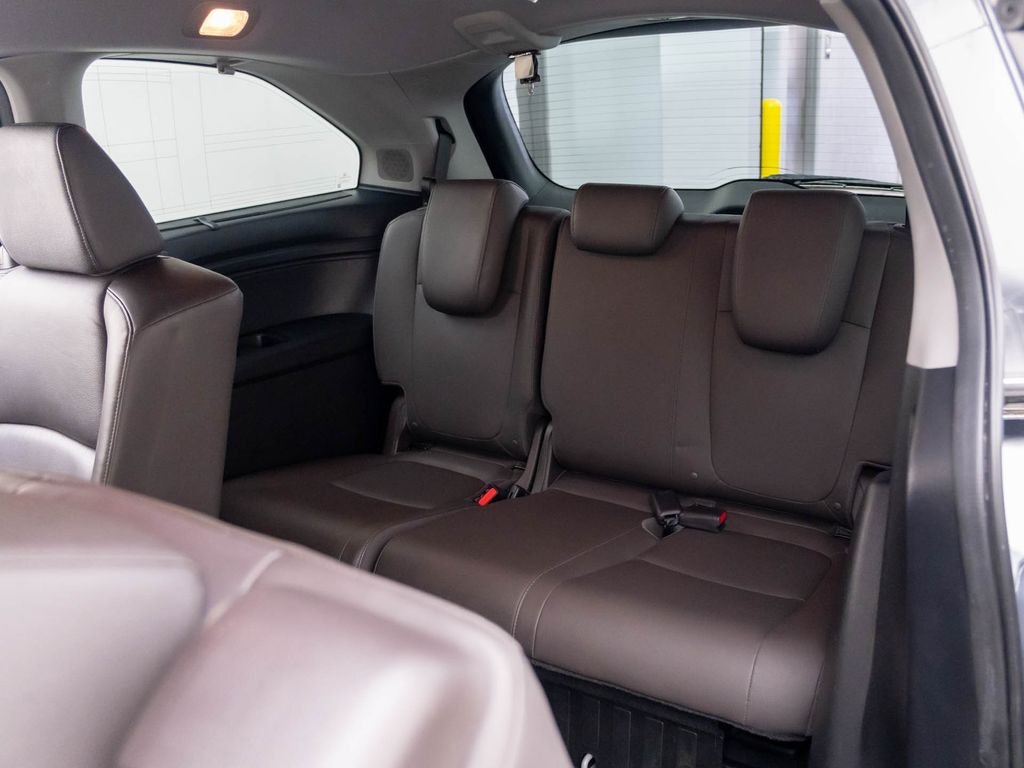 2018 Honda Odyssey Elite - Photo 17