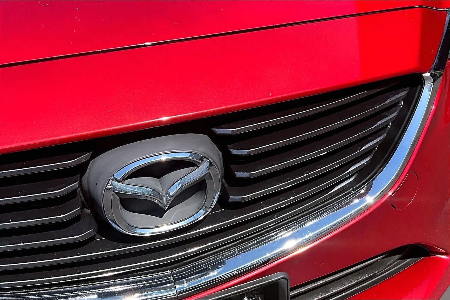 Used 2016 Soul Red Metallic Mazda i Touring image 29