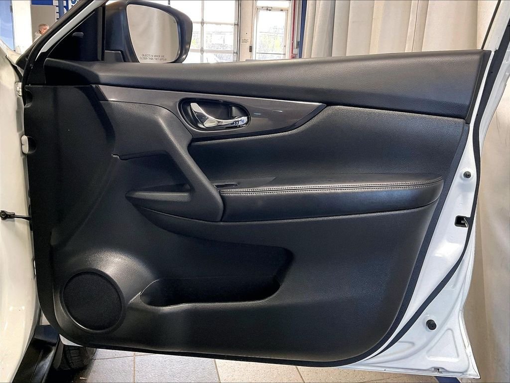 Used 2018 White Nissan SV image 12