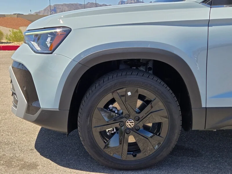 New 2026 Gray Volkswagen 1.5T SE image 5