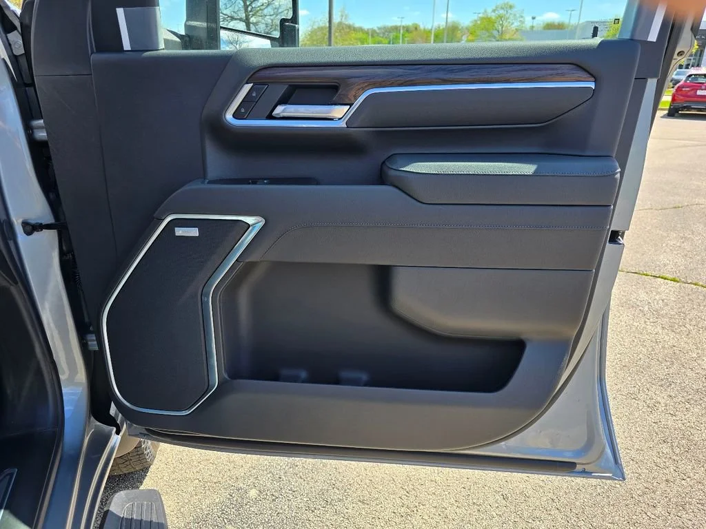 2026 GMC Sierra 3500HD SLT - Photo 33