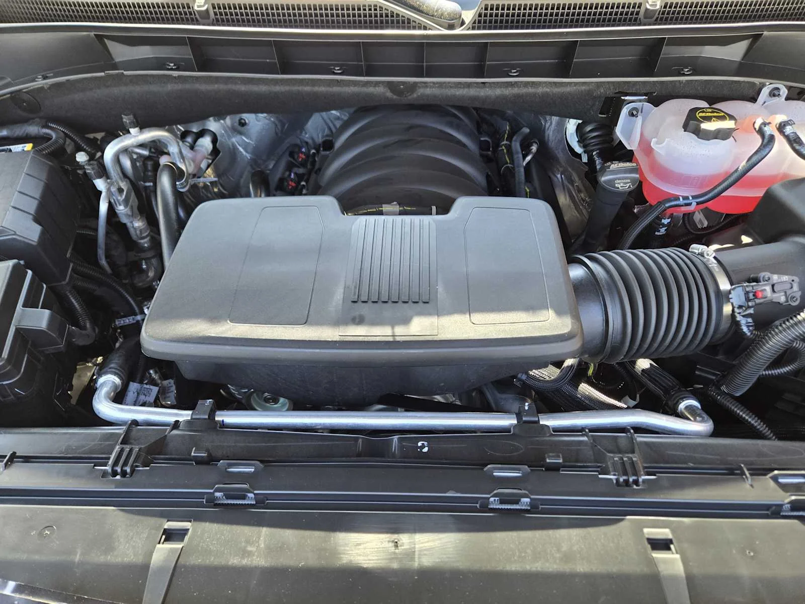 2027 GMC Yukon XL AT4 - Photo 20