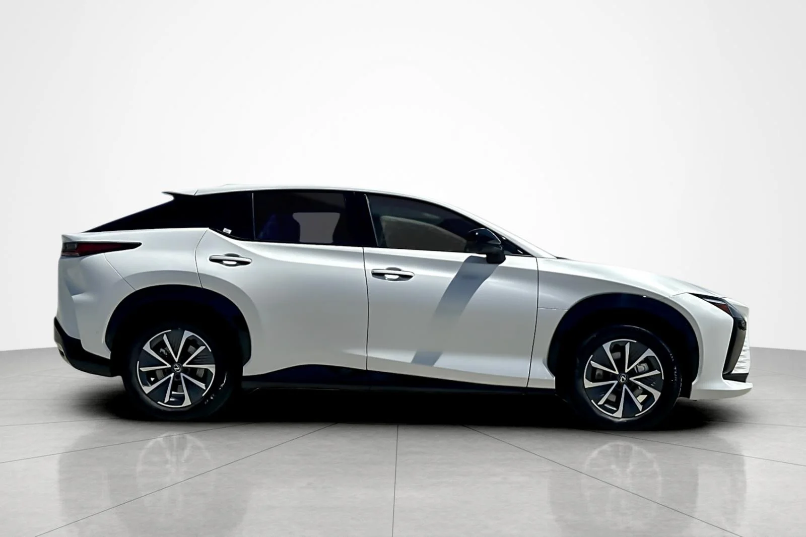 Used 2023 Eminent White Pearl Lexus RZ 450e Premium image 6