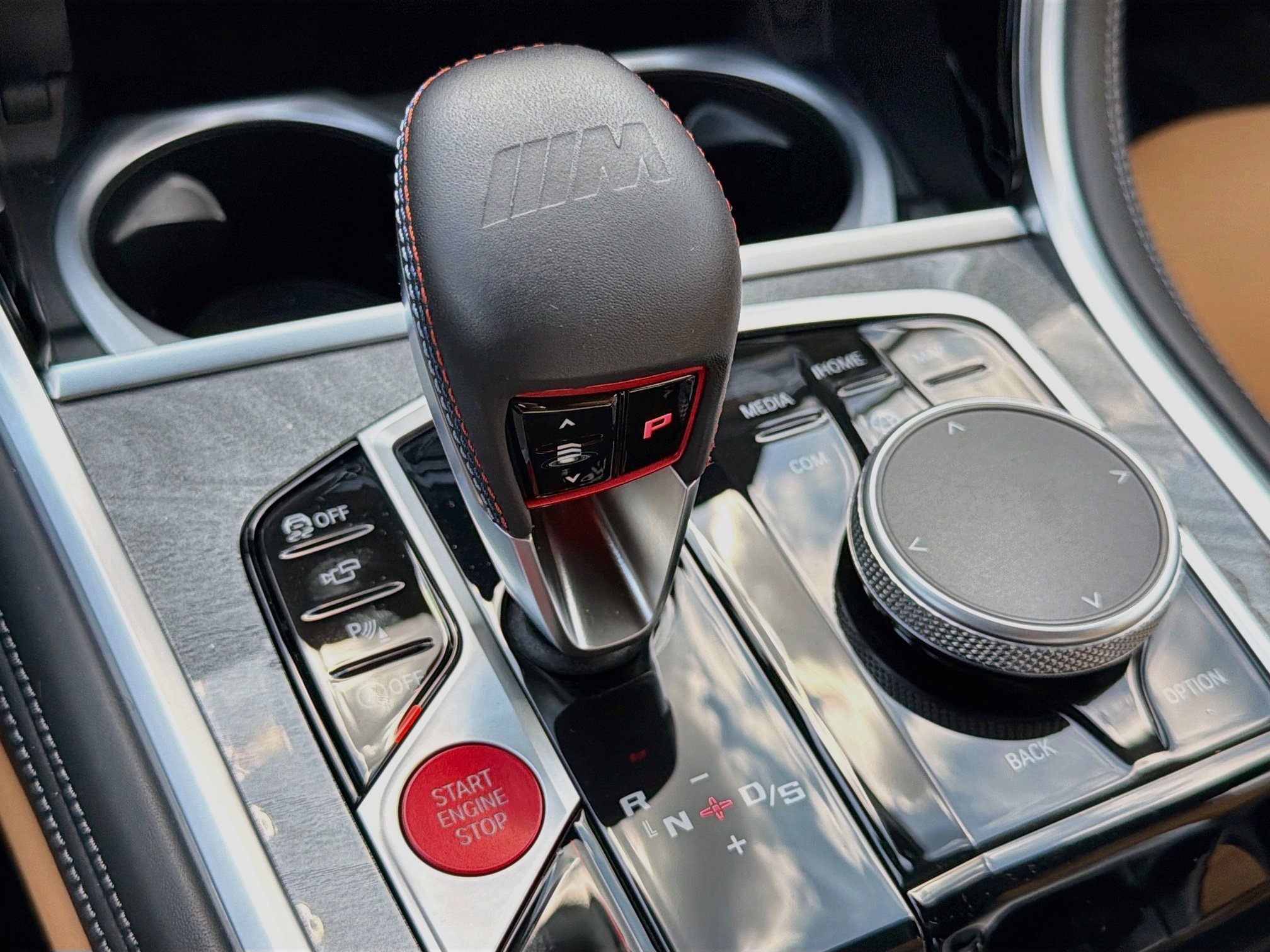 Used 2025 Frozen Pure Grey Metallic BMW Competition image 28