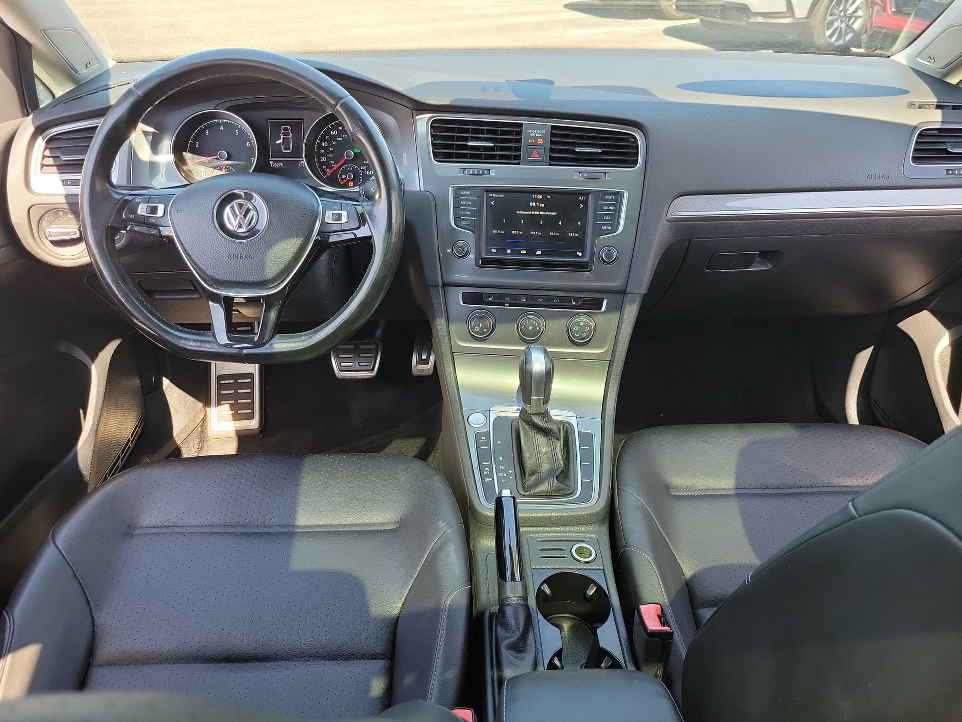 Used 2017 Red Volkswagen TSI SE image 15