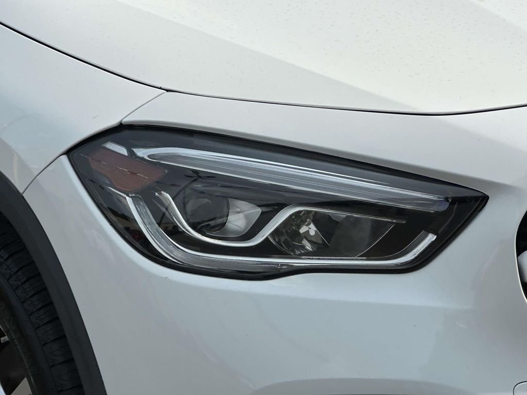 2023 Mercedes-Benz GLA Base - Photo 11