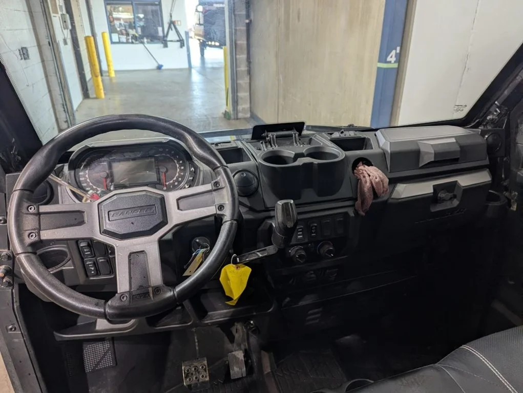 Used 2023 BLUE Polaris Premium image 6